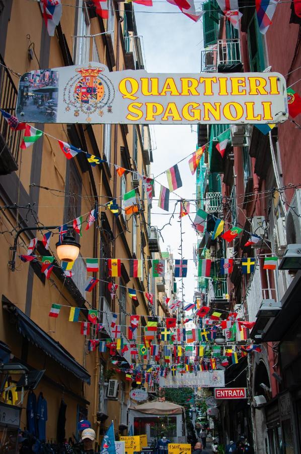 ホテル Real Giardinetto A Toledo ナポリ エクステリア 写真