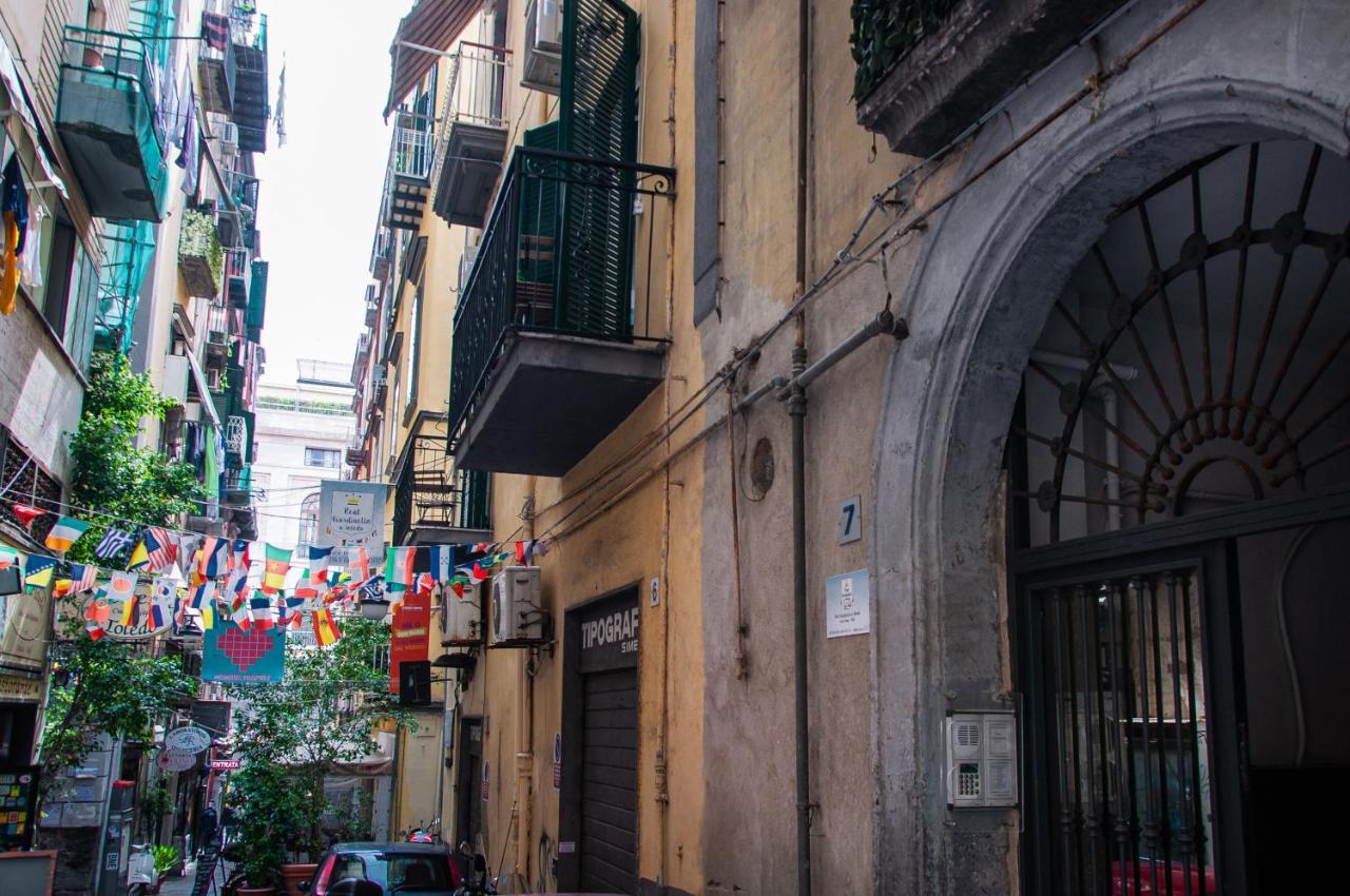 ホテル Real Giardinetto A Toledo ナポリ エクステリア 写真